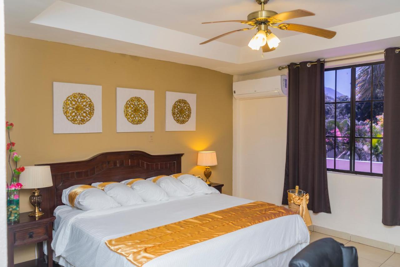 Farallones Hotel Chinandega Exterior photo