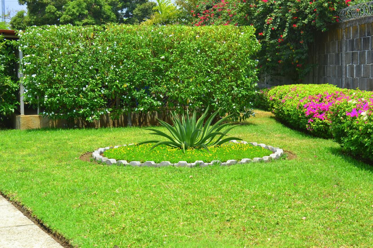 Farallones Hotel Chinandega Room photo