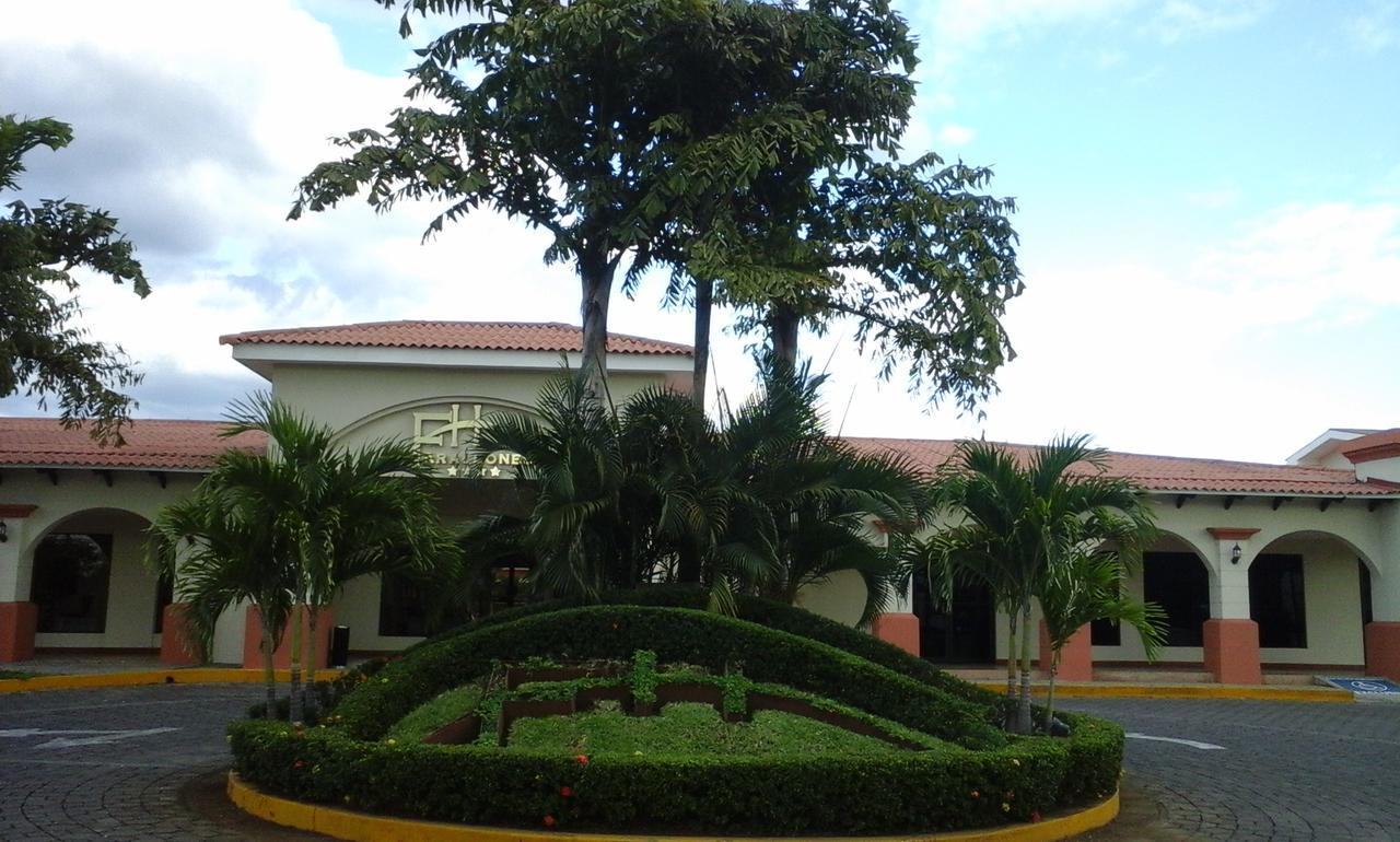 Farallones Hotel Chinandega Exterior photo