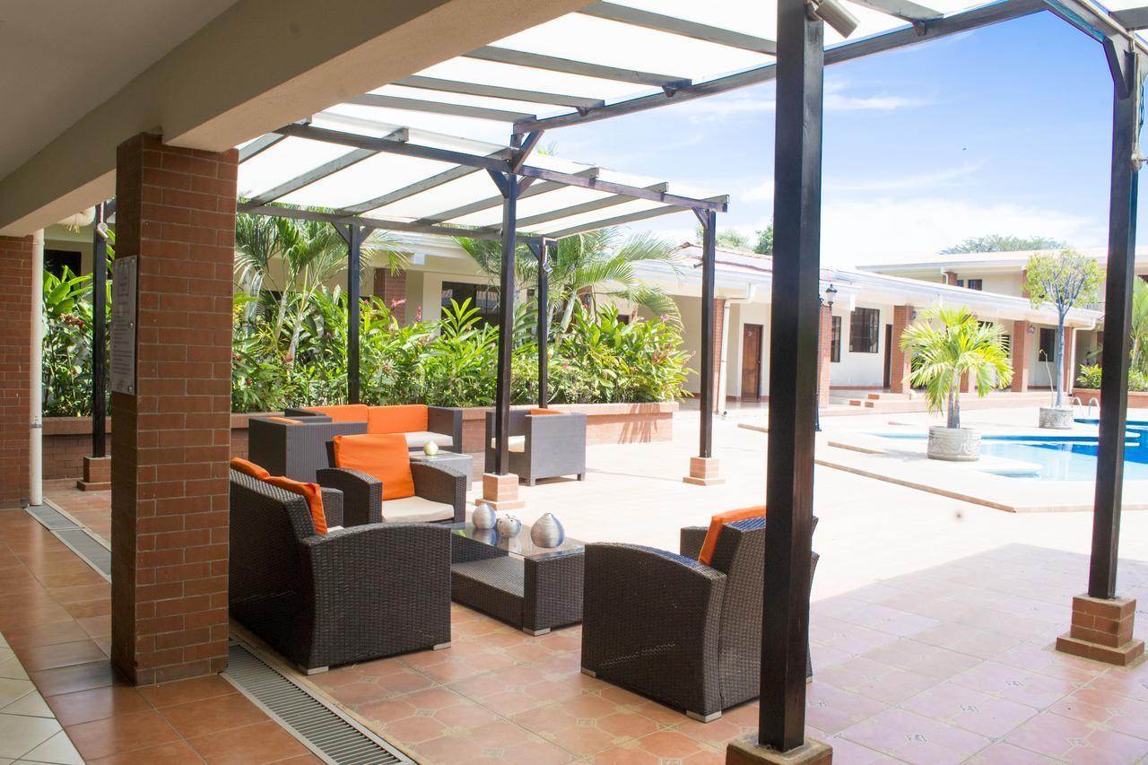 Farallones Hotel Chinandega Exterior photo