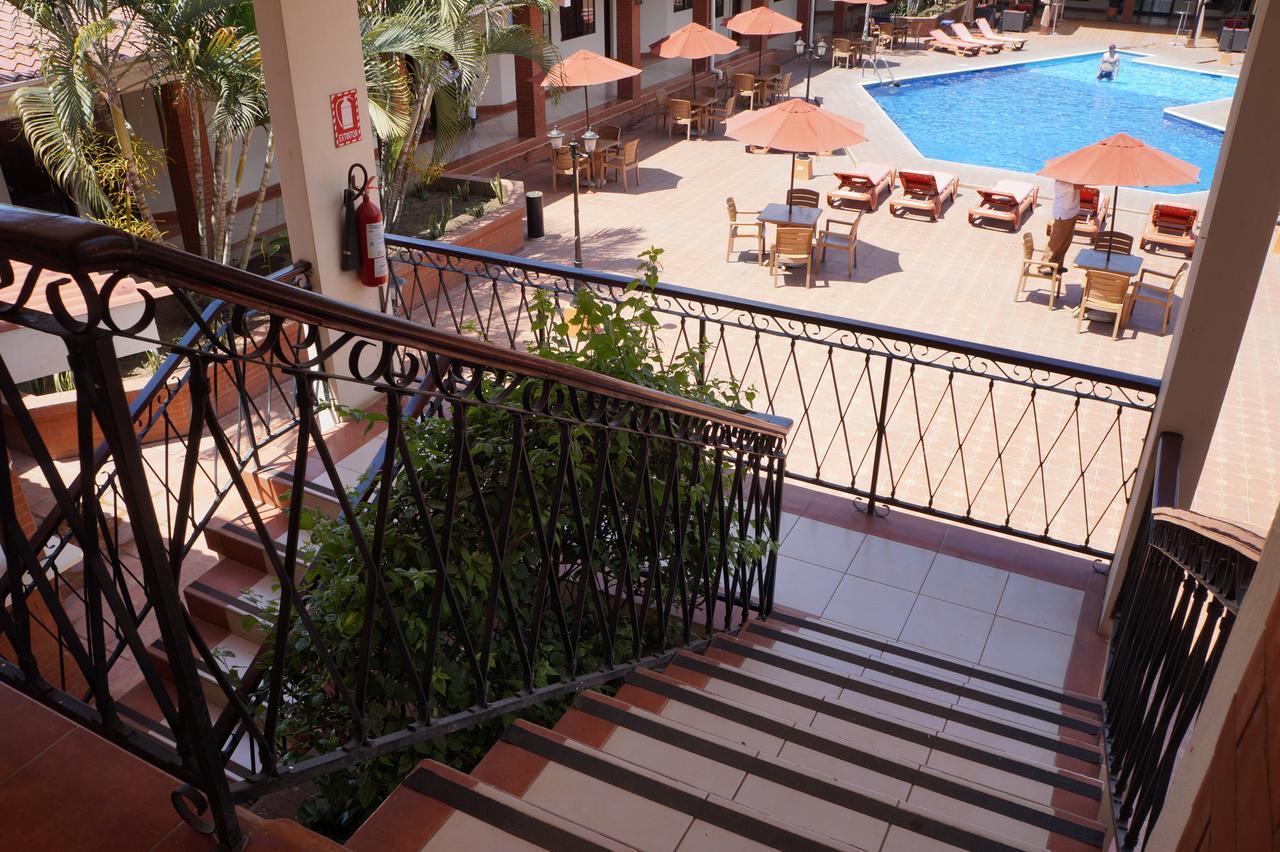 Farallones Hotel Chinandega Exterior photo
